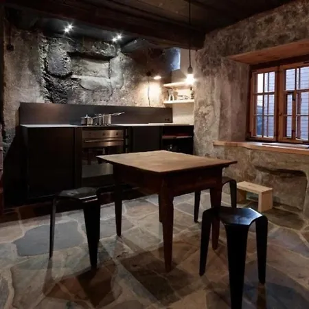 Apartment Turalihus Oben 2obergeschoss - Ferien Im Baudenkmal